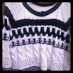 American Eagle Sweater